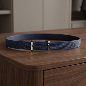 Cinturón Formal de Cuero Vacuno Azul Marino para Hombre con Hebilla Rectangular Plateada, Diseño de Moldeo de una Sola Pieza Duradero - Product Image 2