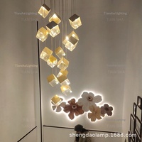 Lustre LED design en acier inoxydable et verre avec abat-jour en forme de glaçon pour escalier de bâtiment à deux étages, restaurant, comptoir de bar, doré