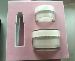 Caixa de embalagem magnética de óleo de perfume para cosméticos de luxo quadrado com EVA Insert para cuidados com a pele