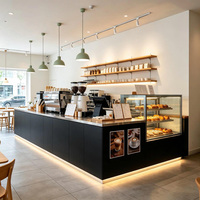 Vitrine en verre sur mesure pour café, comptoir de bar avec éclairage LED pour boulangerie, pâtisserie, magasin de thé au lait, design de concept store