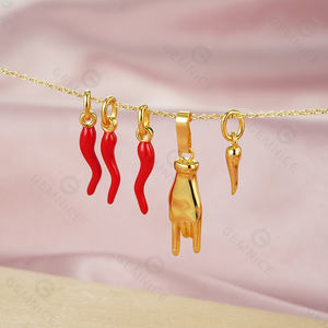 Collar con Colgante de Chile Rojo Esmaltado en Plata de Ley 925 y Oro de 18k, Venta Caliente de Gemnel - Product Image 2