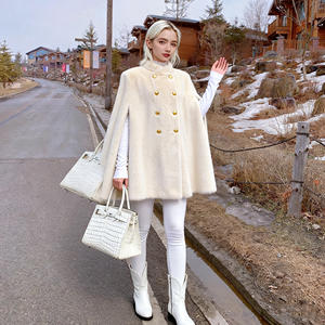 Mantella di <span class=keywords><strong>Visone</strong></span> Lussuosa Prodotta Artigianalmente, Elegante Cappotto in Vera <span class=keywords><strong>Pelliccia</strong></span> con Spalle Scoperte, Texture Morbida, <span class=keywords><strong>Pelliccia</strong></span> di <span class=keywords><strong>Visone</strong></span> Naturale - Product Image 3