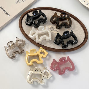 Jolie pince à cheveux en plastique ajourée à pois pour femme et fille - Product Image 1