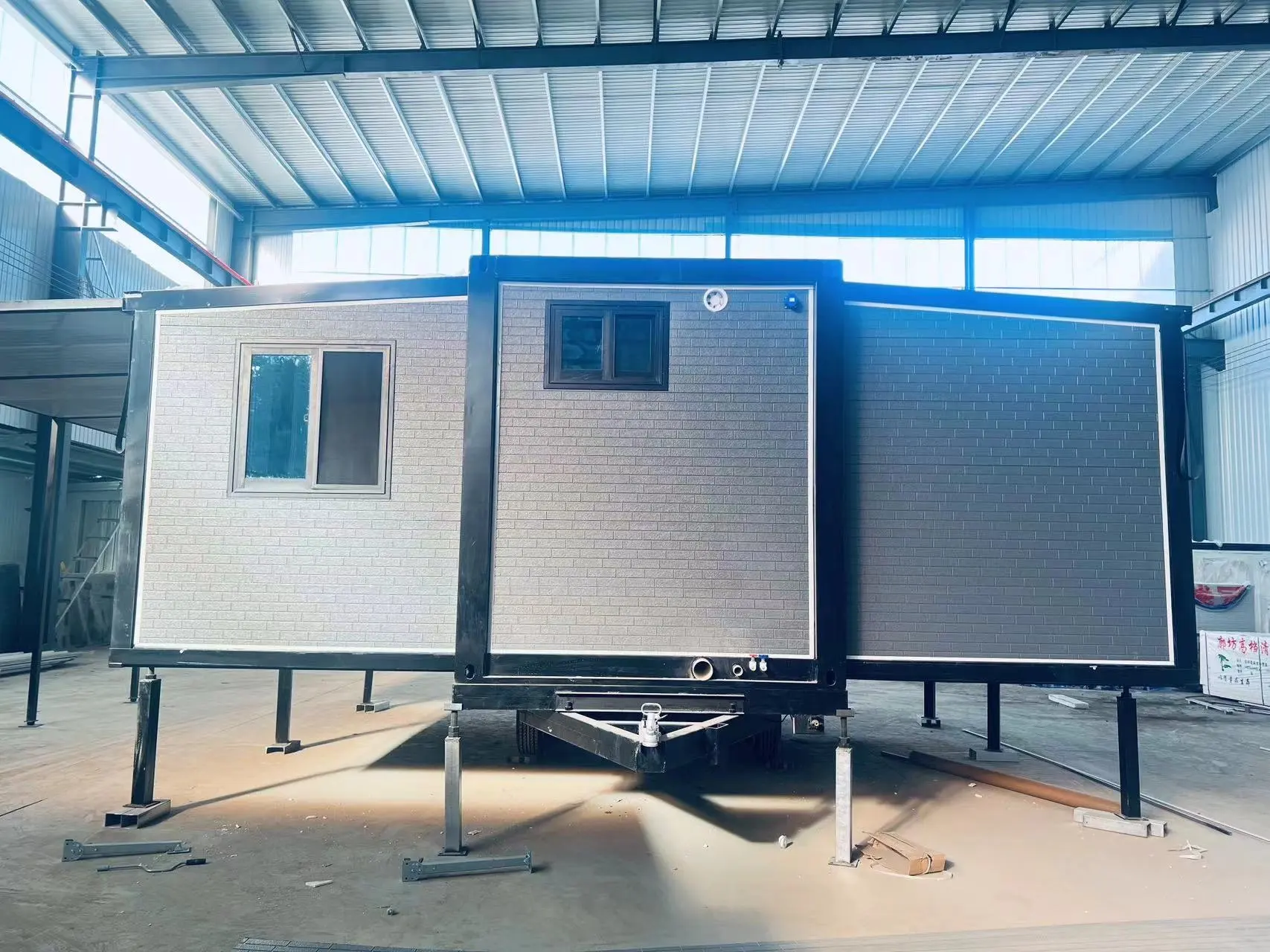 40ft flat pack container two bedroom prefabricated expandable container house trailer mobile home