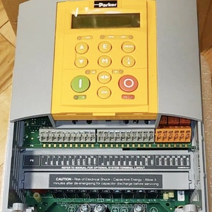 Variateurs de fréquence AC, série AC690, puissance nominale en kW, 690-432140B0-BFSP00-A400 - Product Image 4