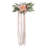 Bouquet de fleurs artificielles en soie moderne et romantique pour décoration de chaise de mariage en extérieur avec logo personnalisé – Fournisseur