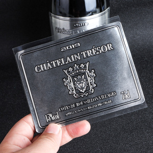 Étiquette <span class=keywords><strong>de</strong></span> <span class=keywords><strong>vin</strong></span> en métal aluminium <span class=keywords><strong>de</strong></span> luxe <span class=keywords><strong>personnalisée</strong></span>, estampage à chaud doré, autocollant adhésif premium pour l'emballage <span class=keywords><strong>de</strong></span> bouteilles d'alcool haut <span class=keywords><strong>de</strong></span> gamme - Product Image 4