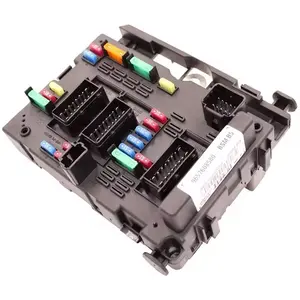 Caja de fusibles de piezas automotrices 9650618280 9657608580 para Citroen C3 C5 C8 Peugeot 206 307 406 807