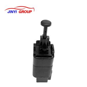 Interrupteur de feu stop pour Chevrolet Aveo 95368628 96436331 96440925 96552789 96874570 - Product Image 4