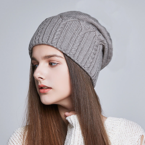 Chapeaux en tricot pour femmes, couvre-chef personnalisé avec <span class=keywords><strong>pompon</strong></span> en fourrure, chaud, Double couche, vente en gros, nouvelle collection d'hiver - Product Image 3