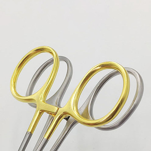 Pinza Hemostática KEWO, Pinza de Bloqueo Tipo Mosquito, Acero Inoxidable, Bañada en Oro, Porta Agujas Veterinario, Instrumento Quirúrgico - Product Image 6