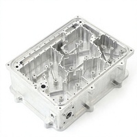 Base de radiateur en alliage d'aluminium usinée CNC sur mesure avec brochage et perçage pour système de refroidissement