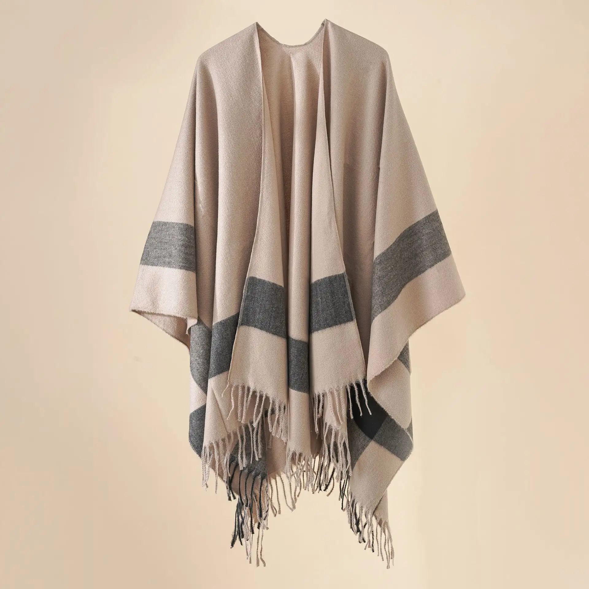 Hot New Capes Warm Fashion Autumn Winter Shawl Scarf Striped Fringe Tassels Two Color Women Scarves Shawls Cape