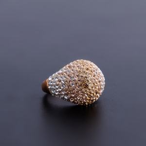 แหวนสแตนเลสสั่งทำพิเศษ ประดับเพชร CZ คริสตัลเต็มวง แหวนแต่งงานสีเงินหรูหรา ฝังเพชรแบบ Pave Setting แหวนเพชรคิวบิกเซอร์โคเนียเต็มวงสำหรับผู้หญิง - Product Image 2