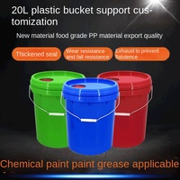 Seau en plastique industriel cylindrique de 20 L, qualité alimentaire, matériau épaissi, peinture personnalisée, couvercle et poignée colorés, scellable, vente en gros