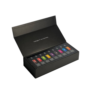 HENGXING Boîte-cadeau de logo personnalisé avec fermeture magnétique et couvercle rabattable Boîte-cadeau magnétique noire de luxe avec insertion EPE - Product Image 1