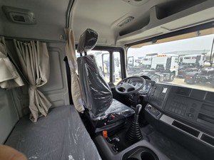 รถบรรทุกหัวลาก SHACMAN H3000S 6x4 ใหม่ เครื่องยนต์ยูโร 2 พวงมาลัยซ้าย/ขวา - Product Image 3