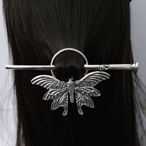 Horquilla de pelo vintage estilo vikingo punk con diseño de varita de bruja y polilla, accesorio gótico nórdico para disfraces de cosplay y fiestas de Halloween - Product Image 1