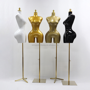 Mannequin femme grande taille blanc, noir et or, courbé, <span class=keywords><strong>pose</strong></span> debout, avec fesses et poitrine généreuses, pour présentation de robes et de vêtements de boutique BBL - Product Image 6