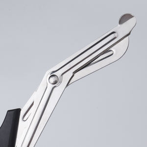 กรรไกรอเนกประสงค์แบบพกพาสำหรับงานอุตสาหกรรม กรรไกรตัดผ้าก๊อซสำหรับกรณีฉุกเฉิน - Product Image 4