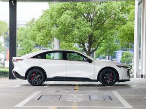 Coche eléctrico híbrido de rango extendido Mazda sedán 200 2025 Zhizun como exportación de automóviles usados - Product Image 2