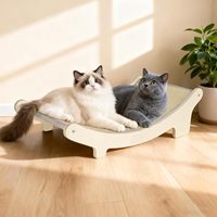 Lit pour chat en bois chaud JUNJI, griffoir en sisal