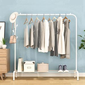 Vente en gros de sacs suspendus noirs sur pied en métal avec roulettes - Product Image 6