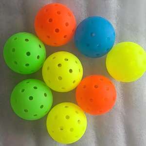 Best Seller özelleştirilebilir 26-holes 40-Teaching 48-Teaching Pickleballs USAPA sınıf öğretim için - Product Image 1