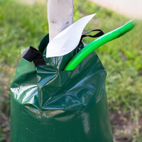 Sacs d'irrigation goutte-à-goutte automatiques de 20 gallons en plastique pour arbres nouvellement plantés et établis