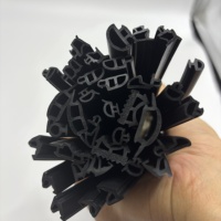 Bande d'étanchéité composite multicouche en caoutchouc EPDM anti-vieillissement insonorisante pour fenêtre et porte à battant