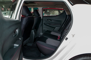 <span class=keywords><strong>Nissan</strong></span> Bluebird LANNIA 2020, Edición Cool, Sedán <span class=keywords><strong>de</strong></span> Alta Calidad, 1.6L Gasolina, CVT Automático, Volante a la Izquierda, Usado, Coche Japonés - Product Image 4