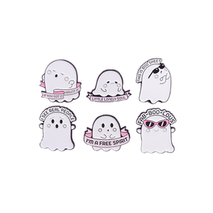 Spille in smalto nero con lettera fantasma Punk - Product Image 2