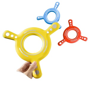 Nuevo Boomerang de Juguete para Niños de 2 a 4 Años, Apto para Padres, Deportes al Aire Libre en el Parque, Disco Volador Suave de Tres Aspas de Goma - Product Image 2