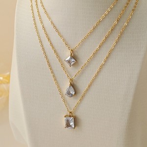Minimalista chapado en oro de acero inoxidable de moda de un solo circón lágrima colgante geométrico collar de mujer joyería al por mayor - Product Image 1