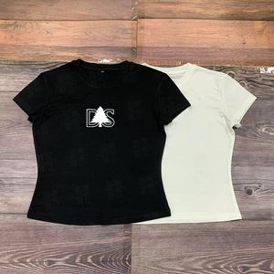 T-shirt personnalisé de haute qualité imprimé à base d'eau, 180 g/m², fin, respirant, col rond, coupe classique pour femmes, t-shirts en coton doux - Product Image 5