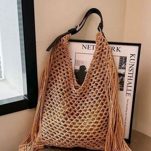New Arrival Korean Style <b>Large</b> Triangle Hollow Straw Woven <b>Bag</b> Women Open Cotton Woven <b>Bag</b> for Seaside Holidays <b>Beach</b> - Product Image 3