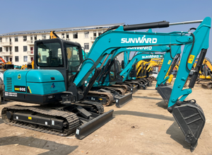 Mini Escavadeira 60E de 6 toneladas, Multifuncional Hidráulica, Usada, para Uso Doméstico - Product Image 2