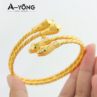 Bracelets de serpent à la mode en laiton de haute qualité Bracelet en couches plaqué or pour femmes pour femmes