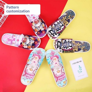 Claquettes personnalisées avec logo, motif floral, pour hommes, femmes et couples, tendance, gravées, pour <span class=keywords><strong>entreprise</strong></span> - Product Image 1