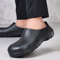 Chaussures de chef antidérapantes pour hommes de qualité SRC, résistantes aux perforations, imperméables, résistantes à l'huile, semelle extérieure légère en EVA ; faciles à mettre et à enlever
