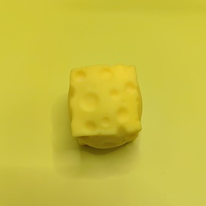 ของเล่นบีบคลายเครียดรูปทรงสี่เหลี่ยมสีเหลืองเนื้อนุ่มพิเศษ คืนรูปช้า - Product Image 6
