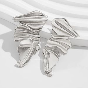 2025 nueva llegada Luz de lujo geométrico suave Metal pendiente moda alto sentido Stud pendientes para mujeres - Product Image 5