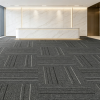 Dalles de moquette de bureau à double grain chevron, linéaires verticales, ignifuges, détachables et emboîtables, pour revêtement de sol carré