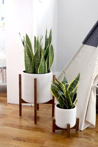 Porta piante per interni e esterni di metà secolo con supporto regolabile moderno alto vaso di fiori in ceramica con supporto in legno - Product Image 4