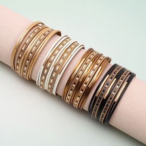 Pulsera de Cuero Ajustable, Artículo de Alta Rentabilidad para Mayoristas, Protección UV, Regalo Navideño para Mujer, Color Certificado - Product Image 3