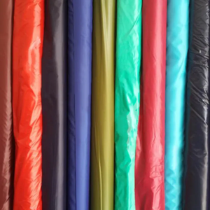 <span class=keywords><strong>Tissu</strong></span> en taffetas de nylon 70d 210t 40d 300t 20d 380t, armure toile, respirant pour le sport, imperméable, revêtement PA PU - Product Image 4