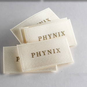 Nhà Máy Giá Tùy Chỉnh Quần Áo Logo Riêng Tên Thương Hiệu <span class=keywords><strong>Tag</strong></span> Dệt Quần Áo Nhãn In Quần Áo Nhãn Nhãn May Mặc - Product Image 4