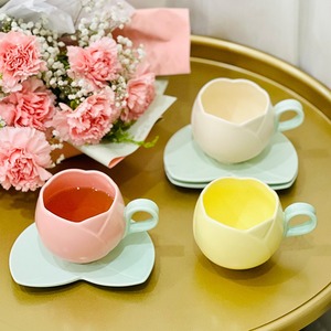 Tazza da Caffè in Ceramica Stile Nordico <span class=keywords><strong>a</strong></span> Forma di <span class=keywords><strong>Tulipano</strong></span> con Piattino, Tazza per Espresso e Colazione con Motivo Femminile - Product Image 5