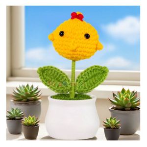 Juguete de Gato Moderno y Minimalista de Algodón Suave, Tejido a Mano, Unisex, para Niños de 5 a 7 Años - Product Image 1