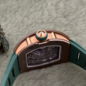 <span class=keywords><strong>Orologio</strong></span> Sportivo Automatico da <span class=keywords><strong>Uomo</strong></span> di Lusso Tonneau Scheletrato, Cassa in Fibra di Carbonio Tono Oro Rosa, Cinturino in Silicone <span class=keywords><strong>Verde</strong></span>, <span class=keywords><strong>Orologio</strong></span> da Polso Meccanico - Product Image 5